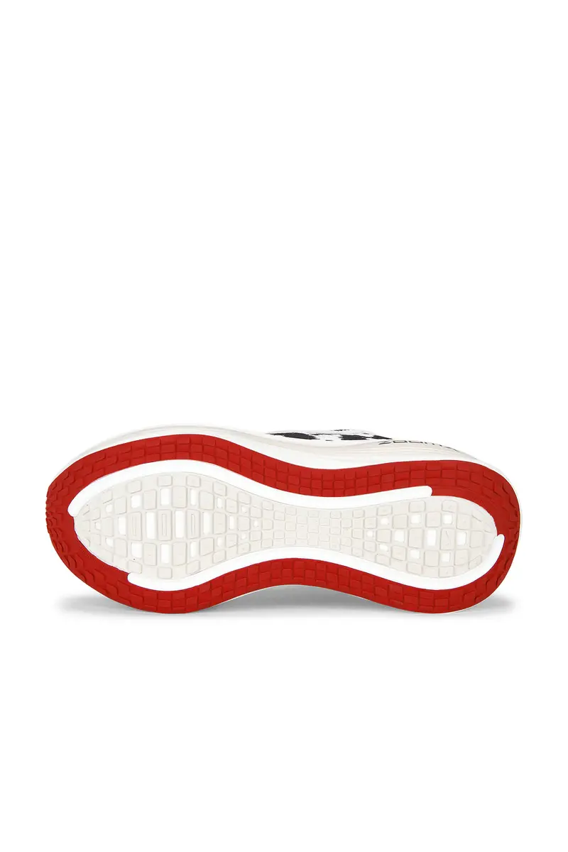 Nike Vomero Plus | Thumbnail 9