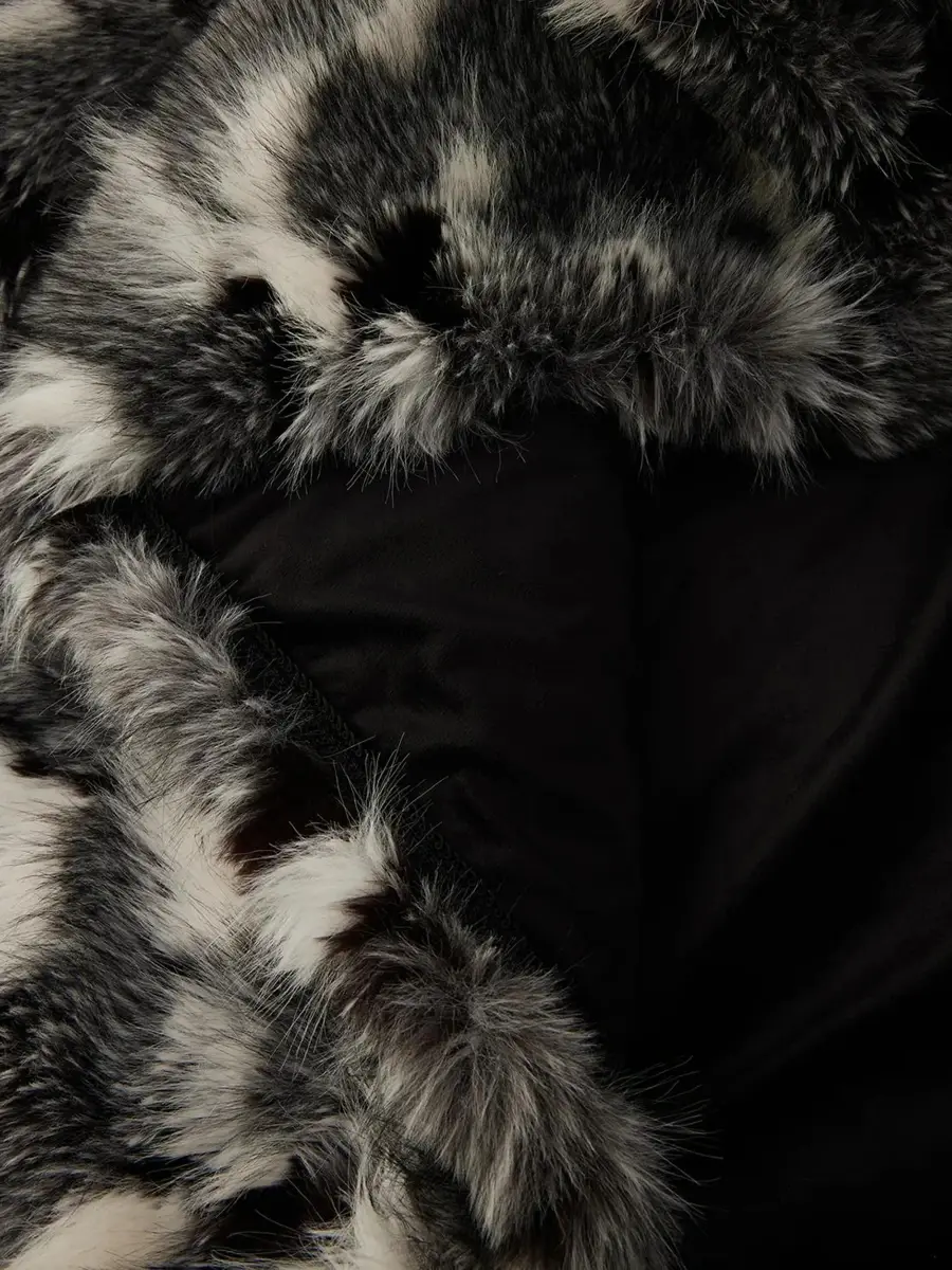 Gorski Fox-Print Faux-Fur Throw | Thumbnail 2