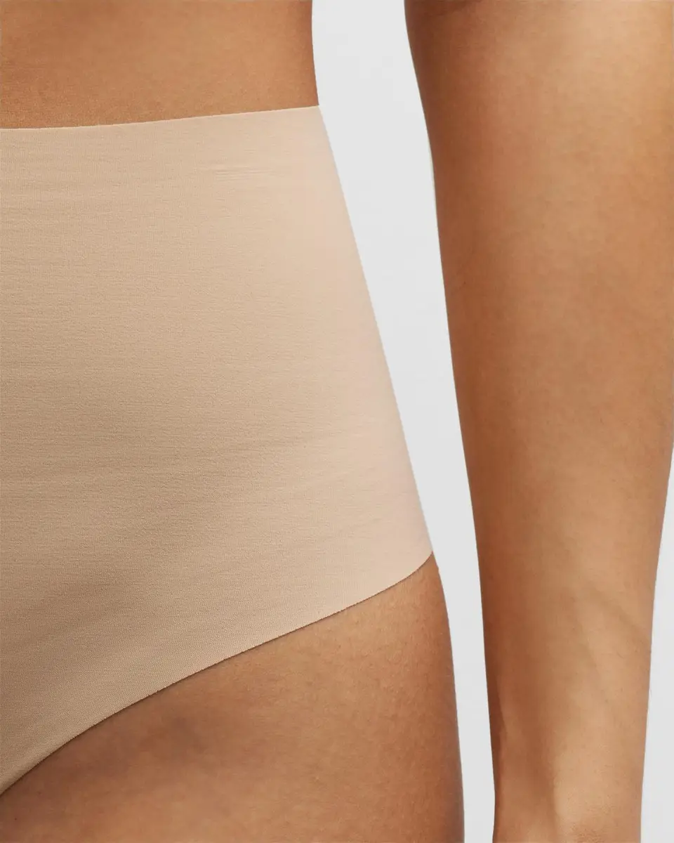Commando Classic High-Rise Microfiber Thong | Thumbnail 5 Commando Classic High-Rise Microfiber Thong | Thumbnail 5