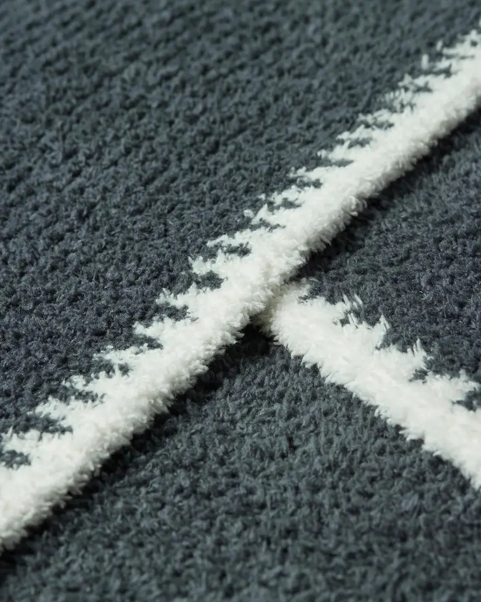 Barefoot Dreams CozyChic Ribbed Blanket Stitch Throw, 54" x 72" | Thumbnail 4 Barefoot Dreams CozyChic Ribbed Blanket Stitch Throw, 54" x 72" | Thumbnail 4