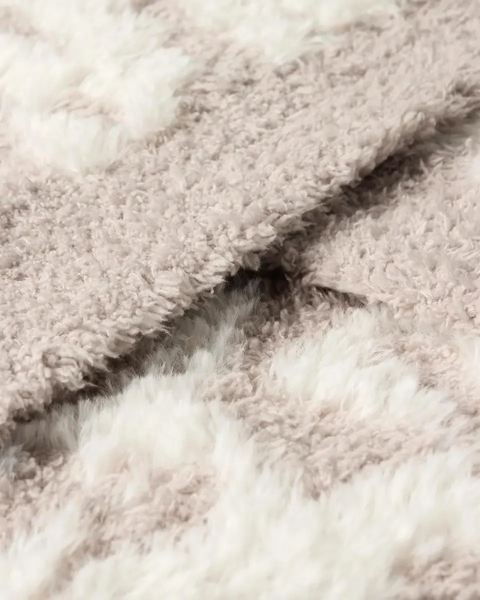 Barefoot Dreams CozyChic Lush Leopard-Print Knit Throw, 54" x 72" | Thumbnail 4 Barefoot Dreams CozyChic Lush Leopard-Print Knit Throw, 54" x 72" | Thumbnail 4