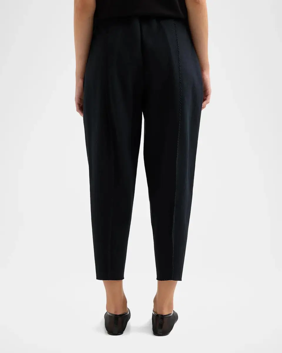 Issey Miyake Campagne Tapered Stretch Cotton Trousers | Thumbnail 3 Issey Miyake Campagne Tapered Stretch Cotton Trousers | Thumbnail 3