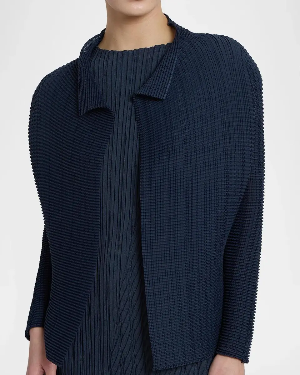 Issey Miyake Wooly Pleats Cardigan | Thumbnail 5 Issey Miyake Wooly Pleats Cardigan | Thumbnail 5