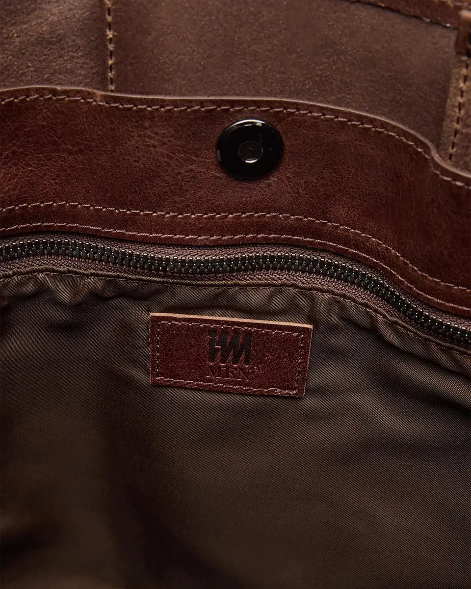 Issey Miyake Men's Leather Pleats Shoulder Bag | Thumbnail 4 Issey Miyake Men's Leather Pleats Shoulder Bag | Thumbnail 4
