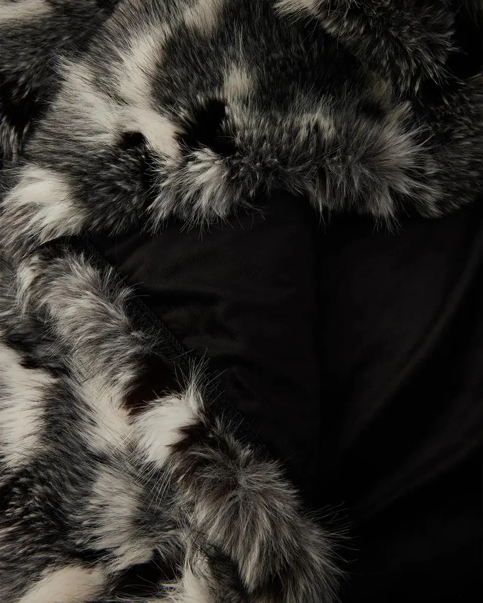 Lyla Grant Leopard-Print Faux Fox Throw, 60" x 72" | Thumbnail 5