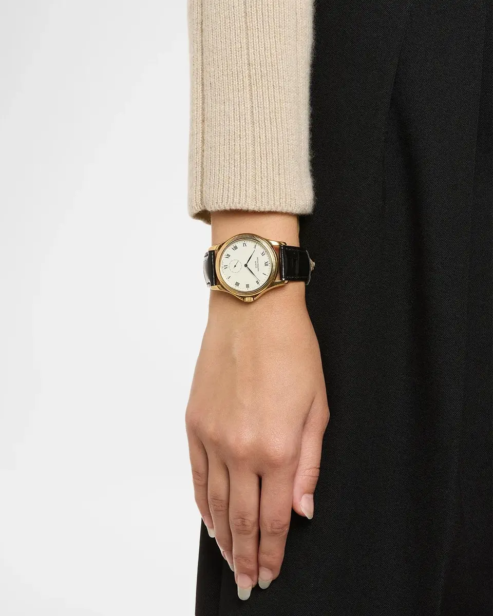 Vintage Watches Patek Philippe Calatrava 35mm Vintage 2001 Watch | Thumbnail 2 Vintage Watches Patek Philippe Calatrava 35mm Vintage 2001 Watch | Thumbnail 2