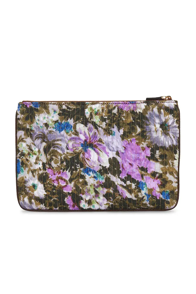 Valentino Garavani Vlogo Medium Flat Pouch | Thumbnail 2 Valentino Garavani Vlogo Medium Flat Pouch | Thumbnail 2