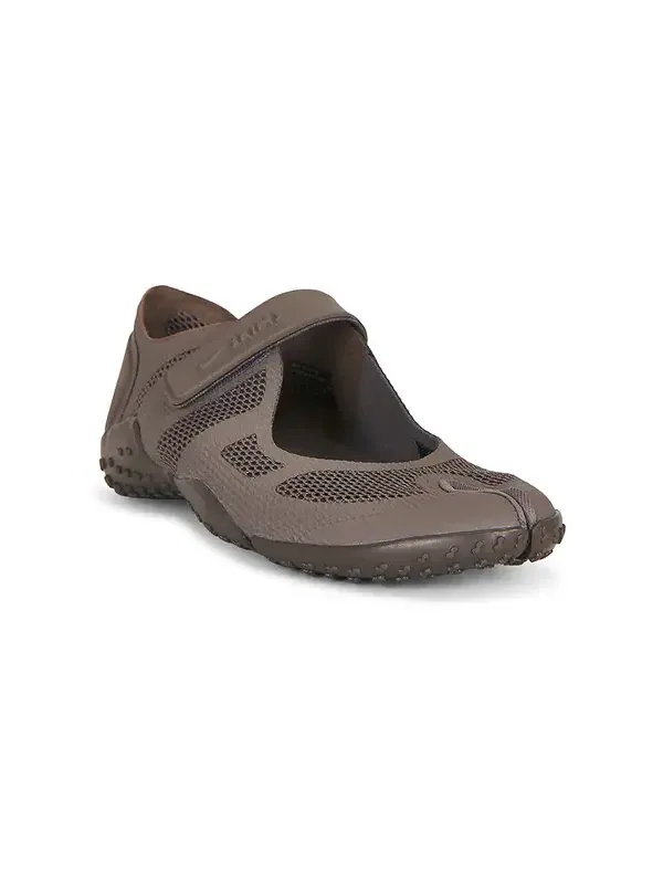 NikeSKIMS Rift 2 Tone Mesh Sneaker