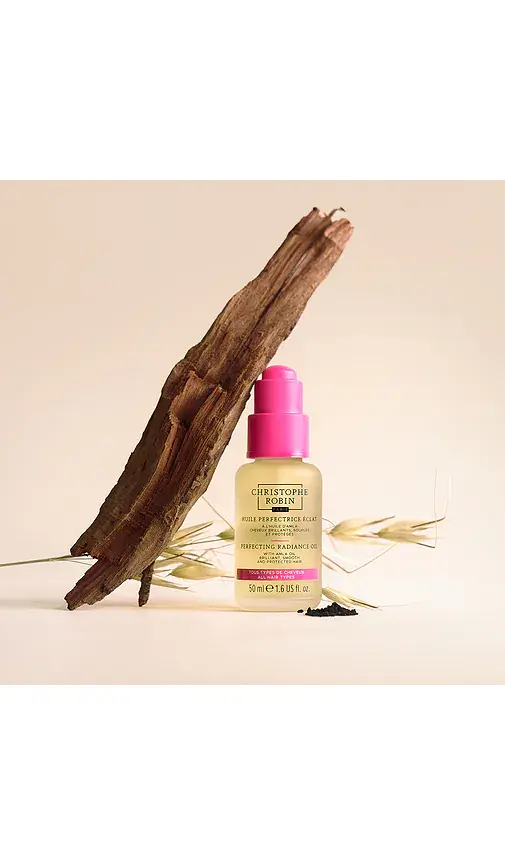 Christophe Robin Finishing Perfecting Radiance Oil With Amla Oil | Thumbnail 2 Christophe Robin Finishing Perfecting Radiance Oil With Amla Oil | Thumbnail 2