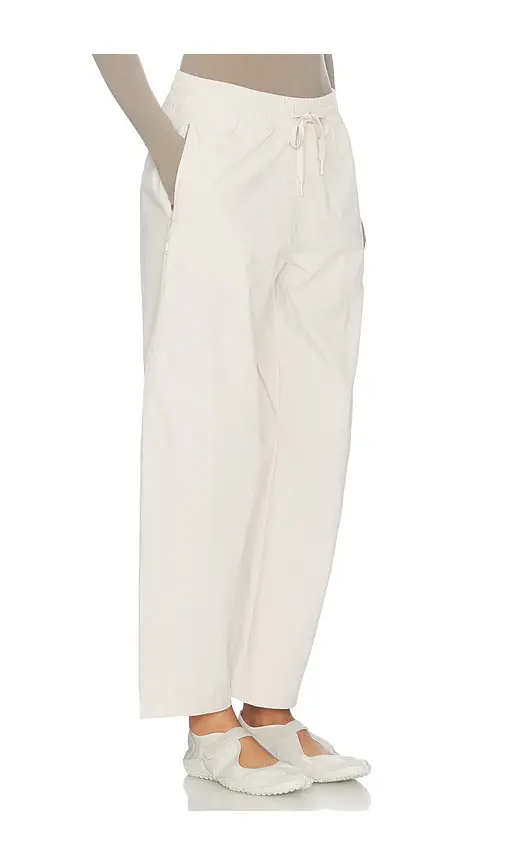 Beyond Yoga Peak Barrel Leg Pant | Thumbnail 2 Beyond Yoga Peak Barrel Leg Pant | Thumbnail 2