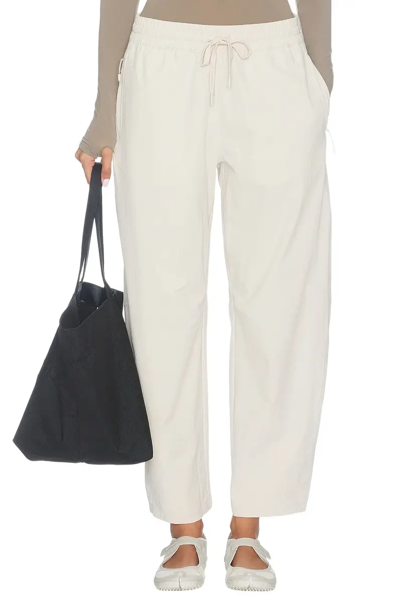 Beyond Yoga Peak Barrel Leg Pant