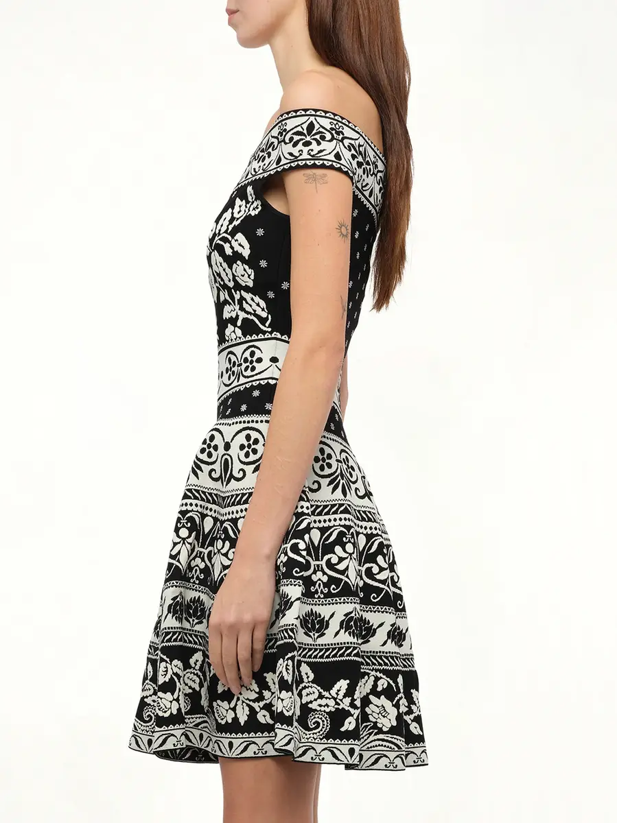 Alexander McQueen Floral Jacq Dress in Black/white | Thumbnail 5 Alexander McQueen Floral Jacq Dress in Black/white | Thumbnail 5
