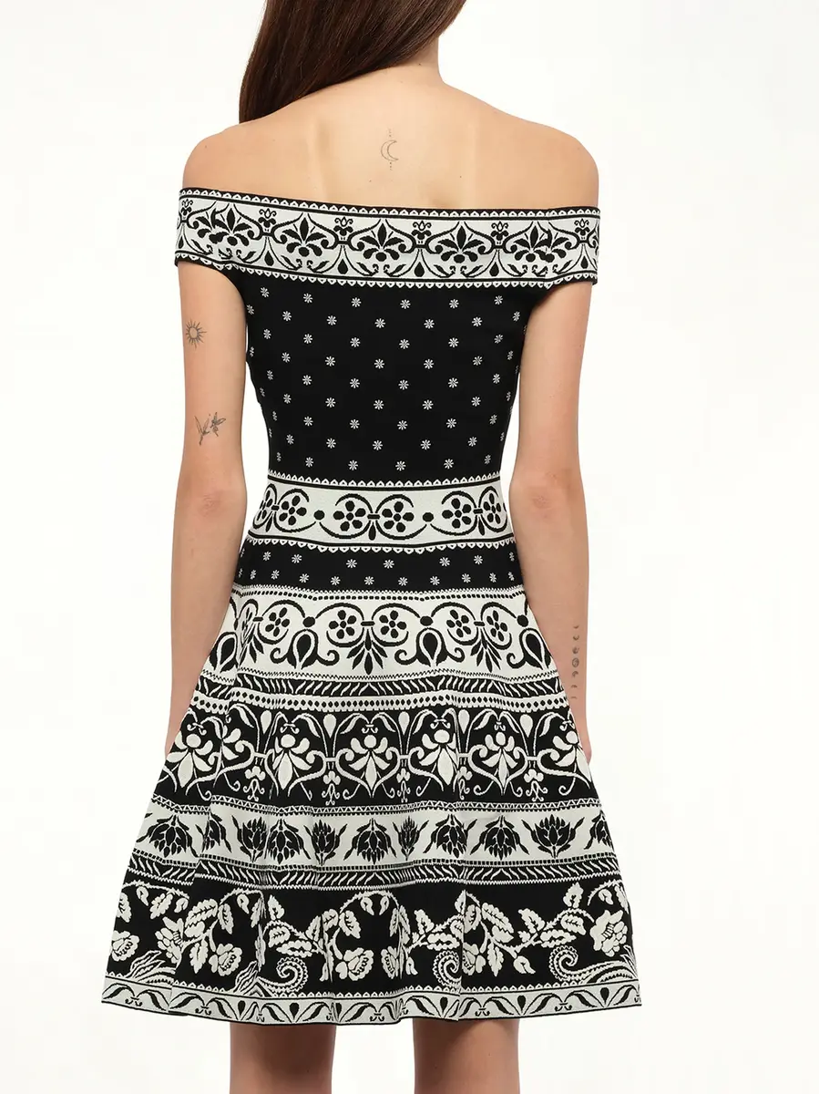 Alexander McQueen Floral Jacq Dress in Black/white | Thumbnail 6 Alexander McQueen Floral Jacq Dress in Black/white | Thumbnail 6