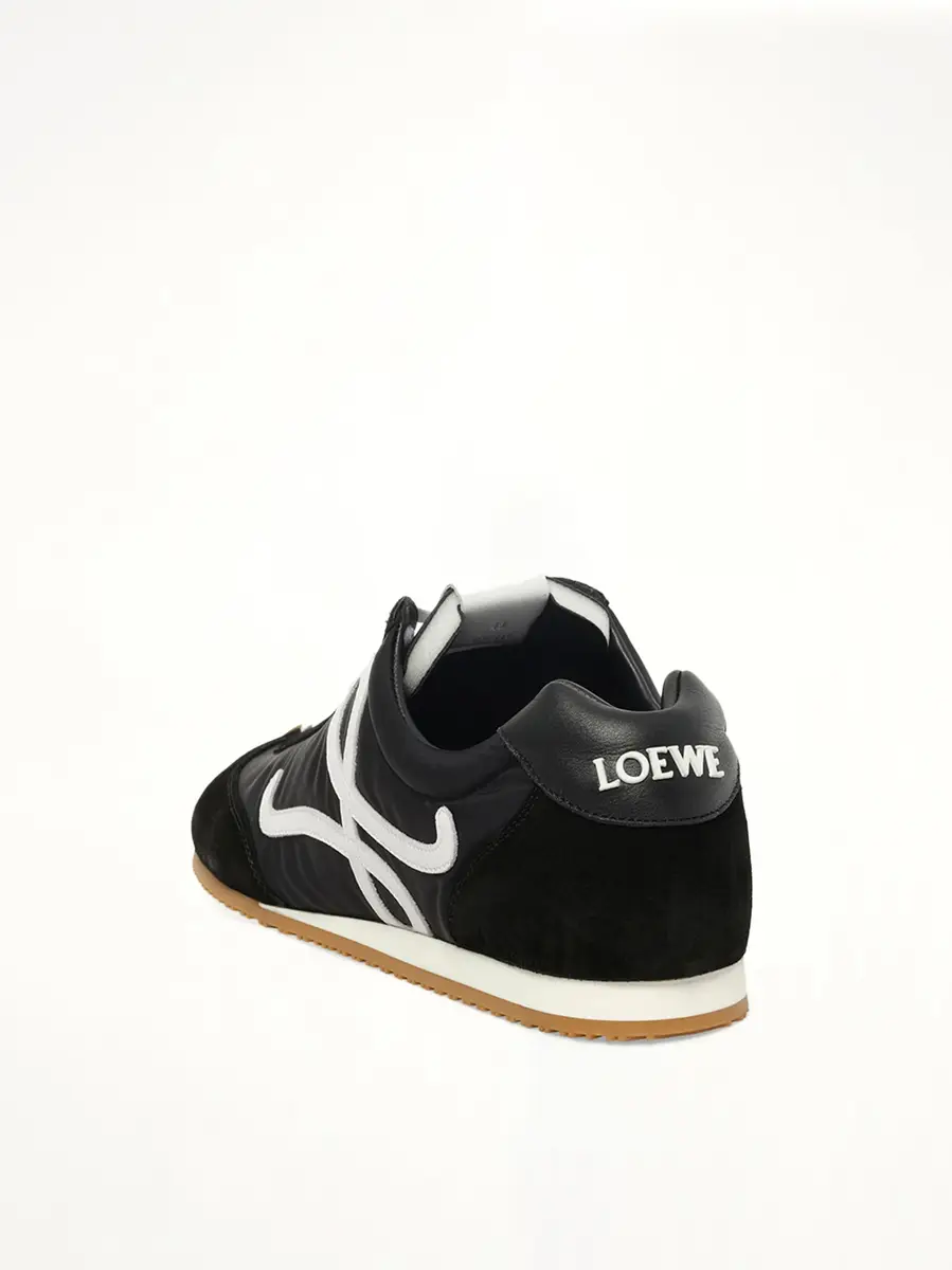 Loewe Ballet Runner 2.0 in Black/white | Thumbnail 3