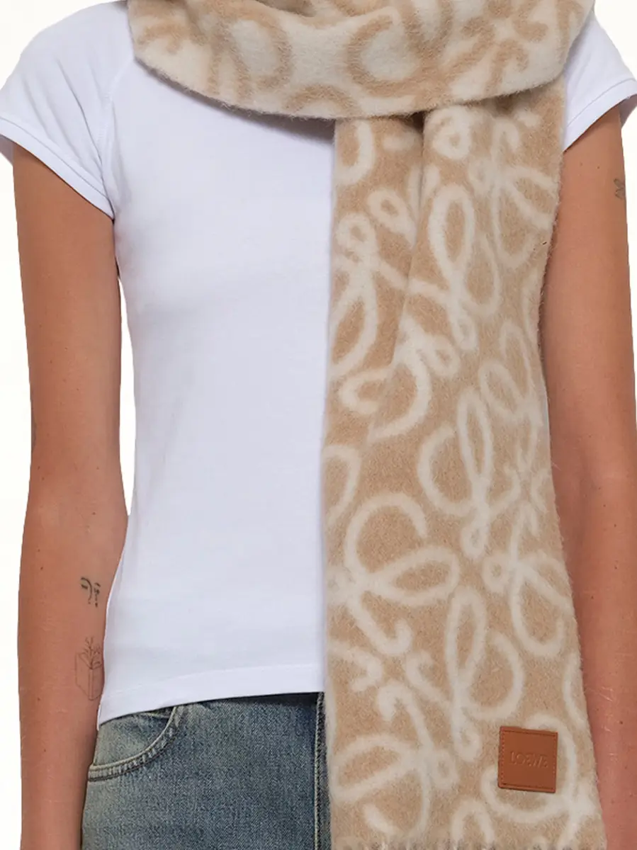 Loewe Anagram Scarf in Beige/white | Thumbnail 3 Loewe Anagram Scarf in Beige/white | Thumbnail 3