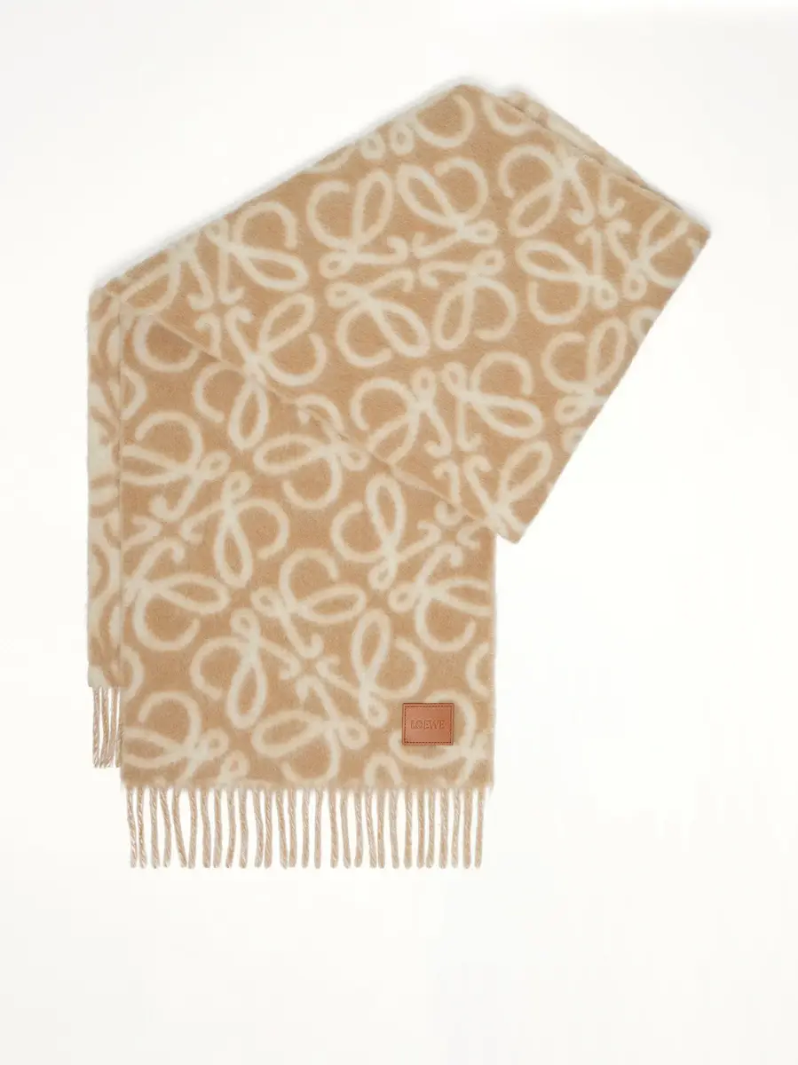 Loewe Anagram Scarf in Beige/white | Thumbnail 4 Loewe Anagram Scarf in Beige/white | Thumbnail 4