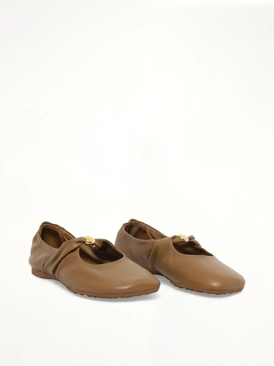 Loewe Pebble Soft Ballerina in Oak | Thumbnail 2 Loewe Pebble Soft Ballerina in Oak | Thumbnail 2