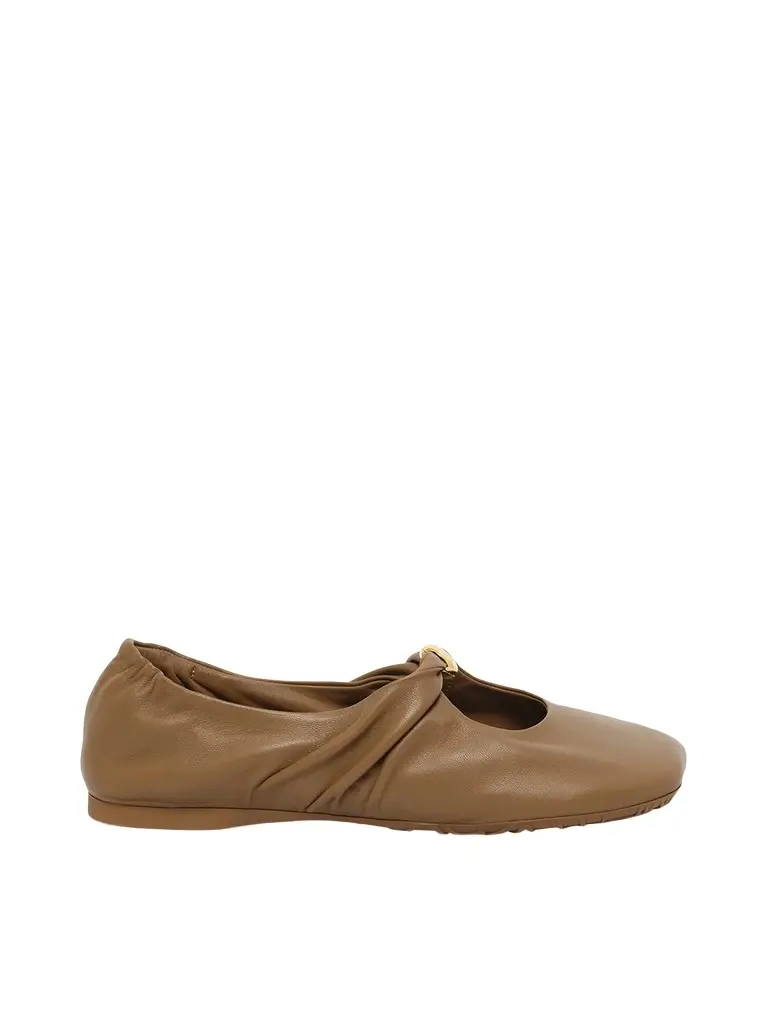 Loewe Pebble Soft Ballerina in Oak