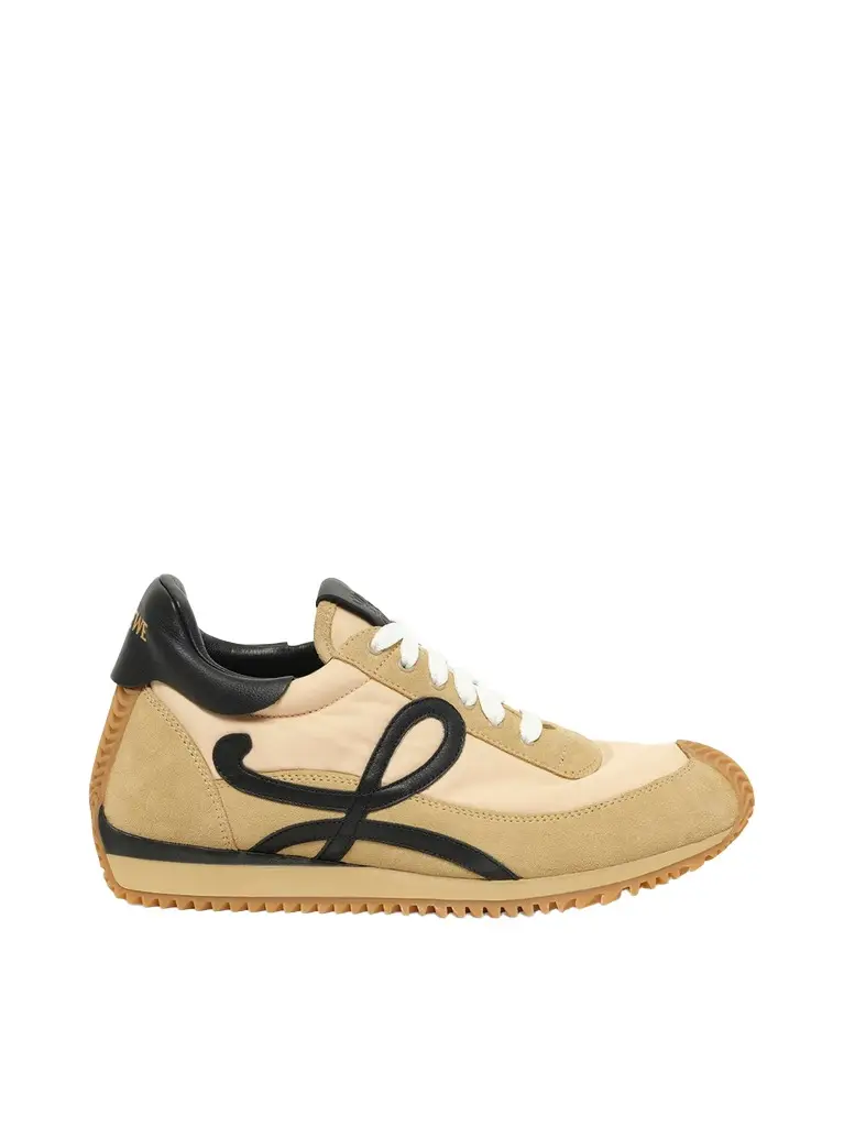 Flow Runner 2.0 in Gold/black Flow Runner 2.0 in Gold/black