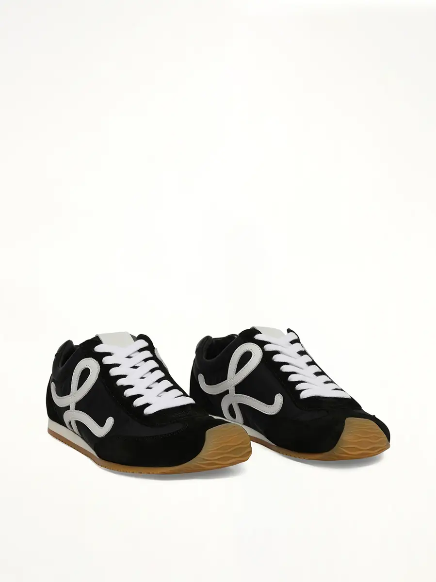 Loewe Ballet Runner 2.0 in Black/white | Thumbnail 2 Loewe Ballet Runner 2.0 in Black/white | Thumbnail 2