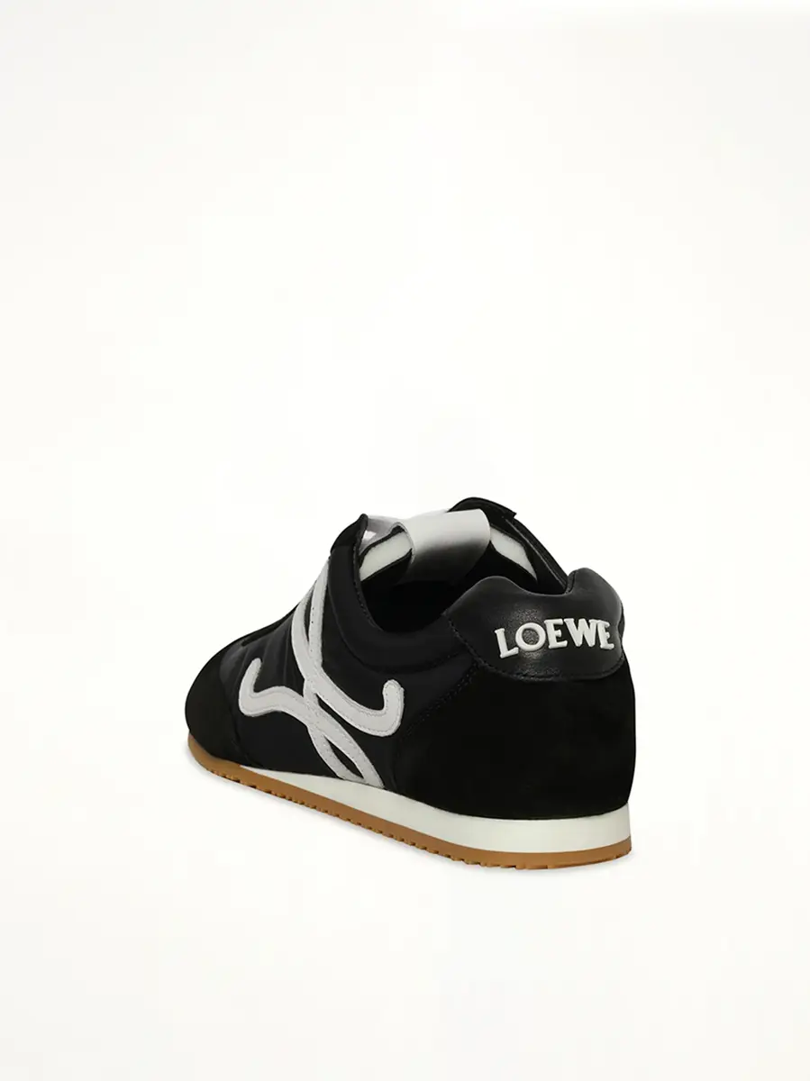 Loewe Ballet Runner 2.0 in Black/white | Thumbnail 3 Loewe Ballet Runner 2.0 in Black/white | Thumbnail 3