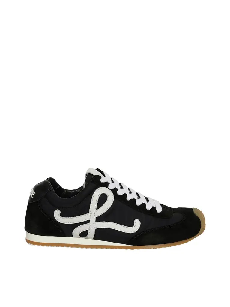 Ballet Runner 2.0 in Black/white Ballet Runner 2.0 in Black/white