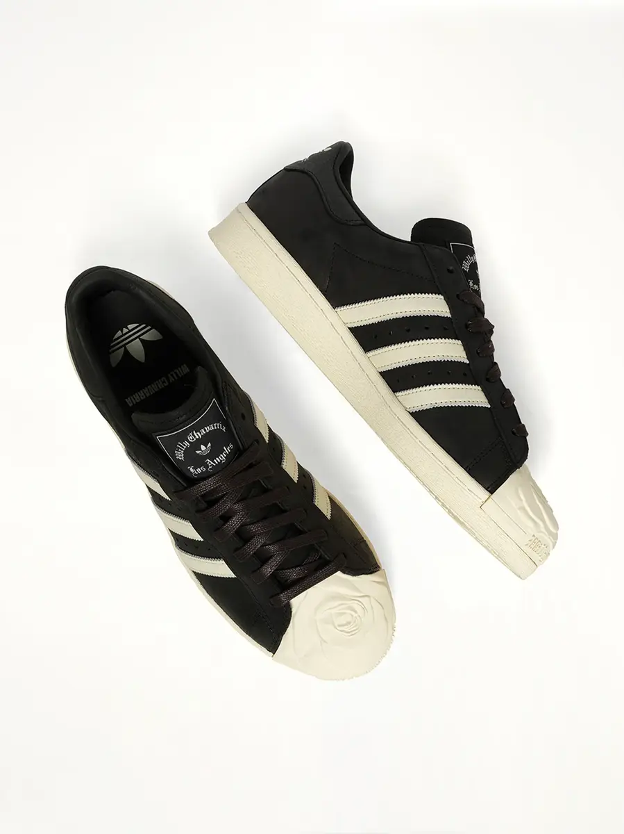 Willy Chavarria Adidas x Chavarria Superstar in Core Black/white/gold | Thumbnail 4