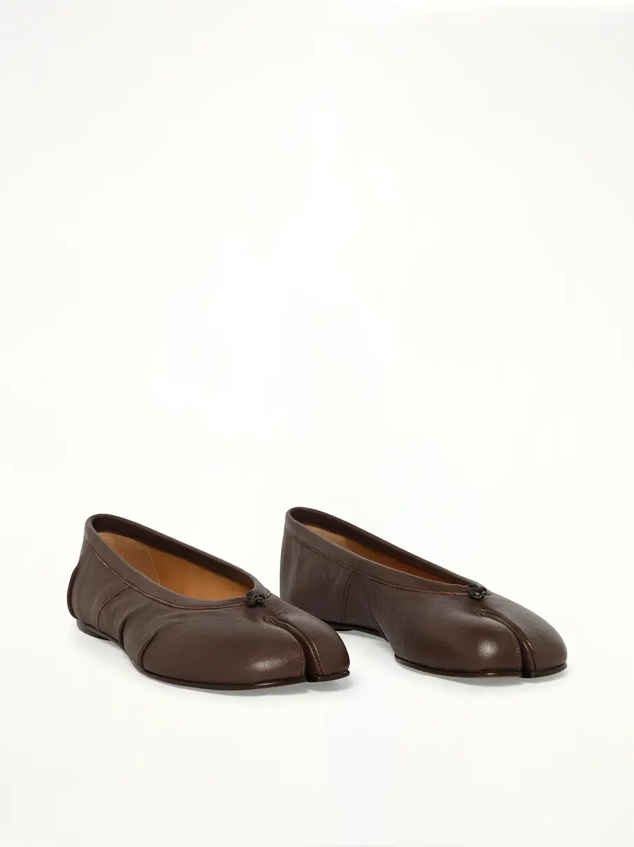 Maison Margiela Tabi Ballerina in Moka | Thumbnail 2 Maison Margiela Tabi Ballerina in Moka | Thumbnail 2