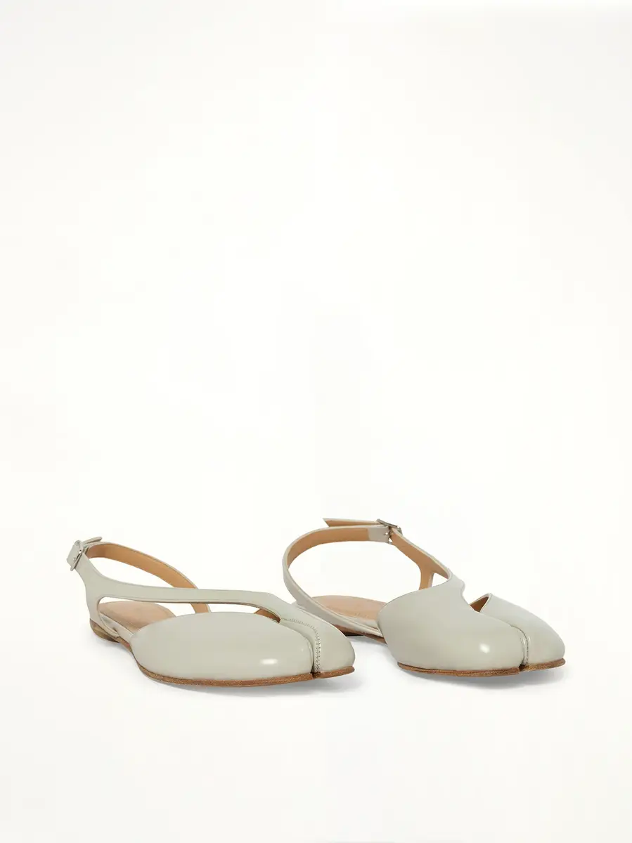 Maison Margiela Tabi Flat Slingback in Alabaster | Thumbnail 2 Maison Margiela Tabi Flat Slingback in Alabaster | Thumbnail 2