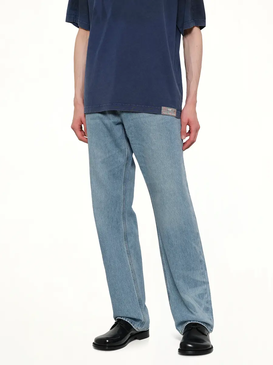 FENG CHEN WANG Fcw x Lee Straight Jeans in Light Shade | Thumbnail 6