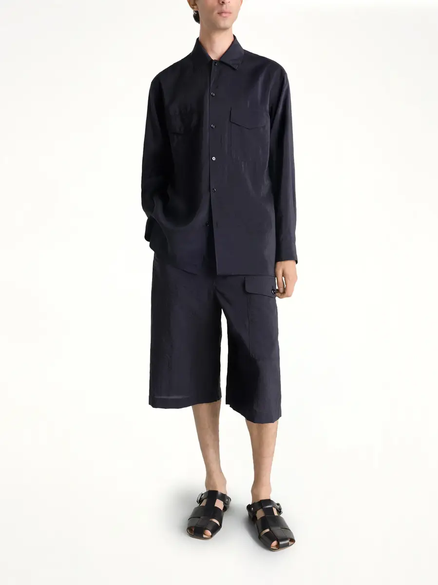 Lemaire Cargo Easy Shorts in Squid Ink | Thumbnail 4