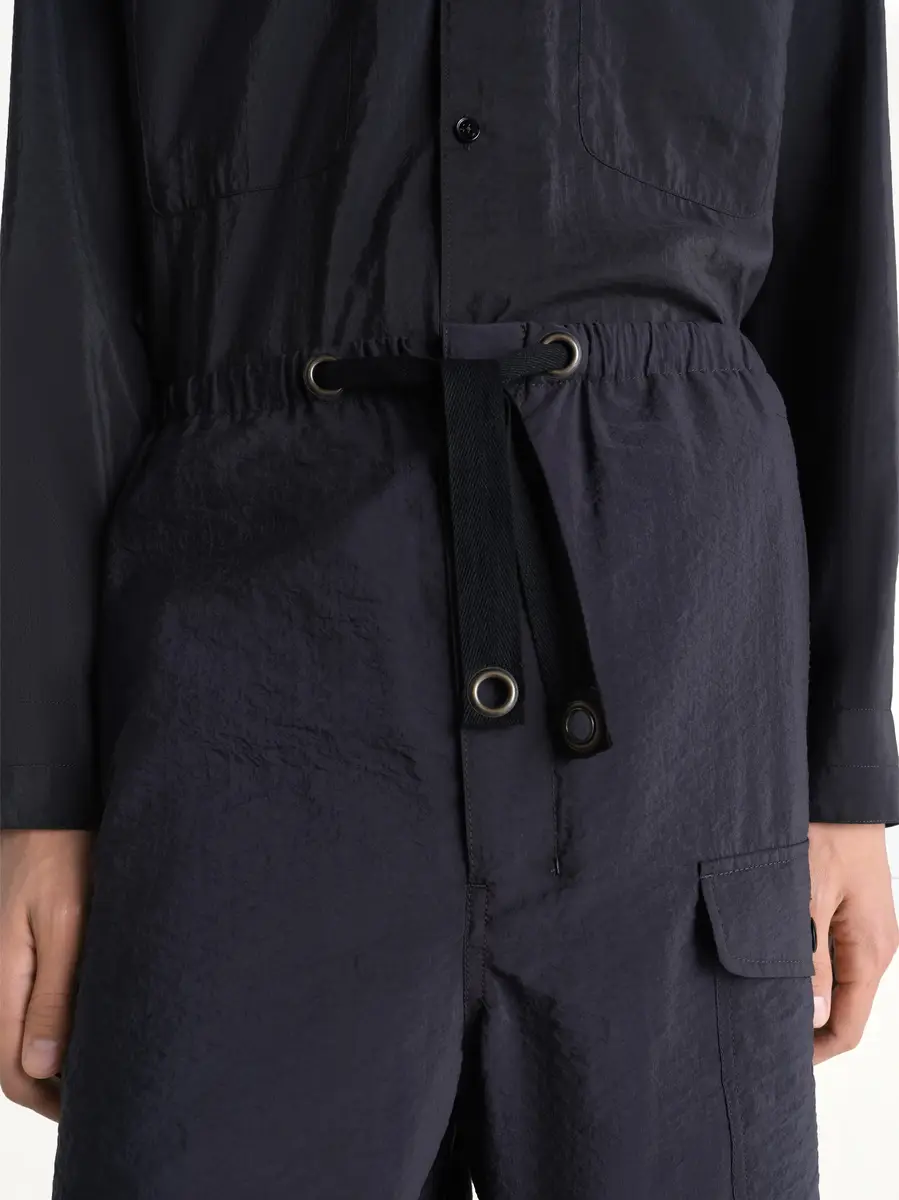 Lemaire Cargo Easy Shorts in Squid Ink | Thumbnail 6