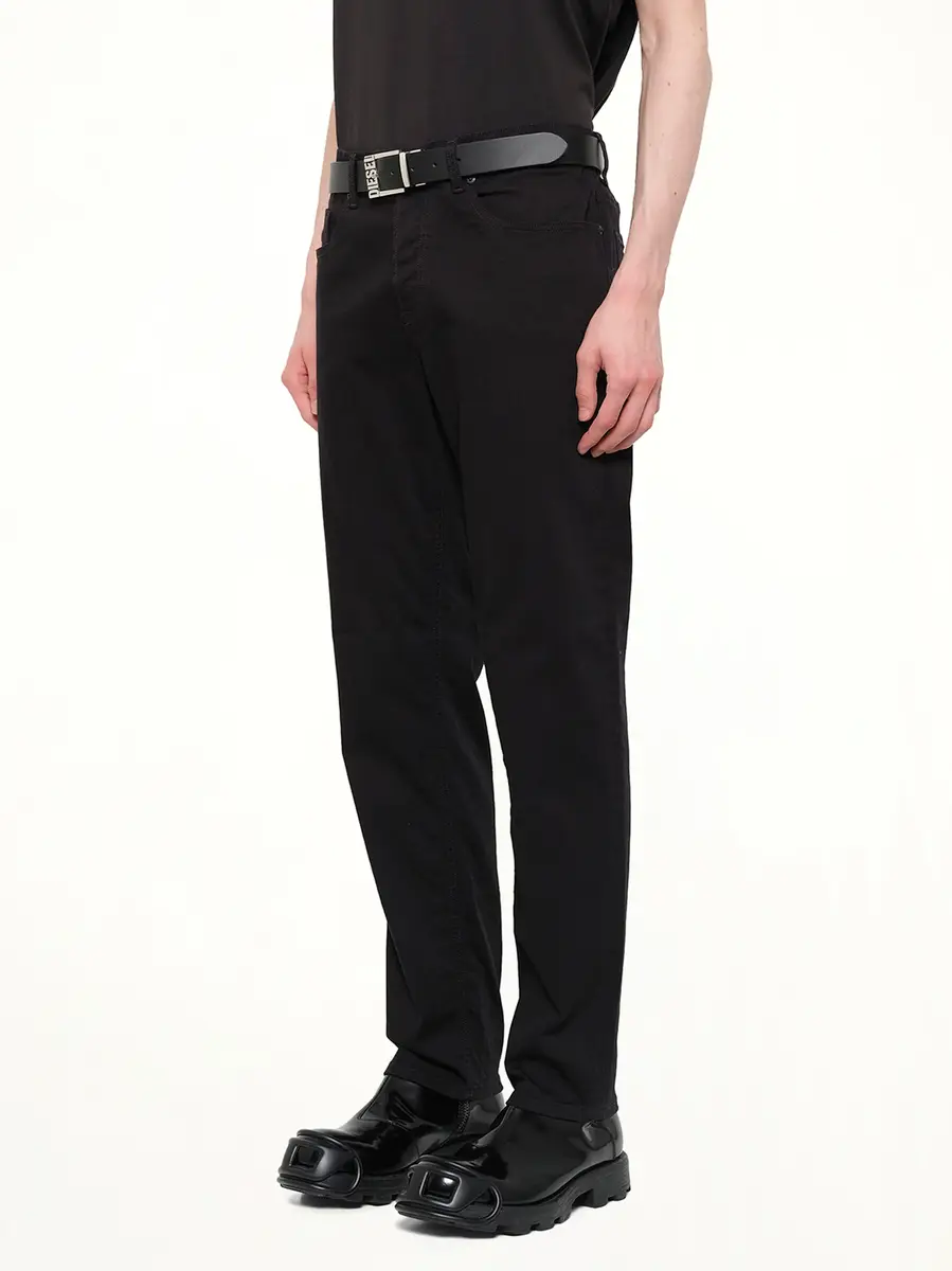 Diesel 2023 D-finitive Slim Jeans | Thumbnail 3 Diesel 2023 D-finitive Slim Jeans | Thumbnail 3
