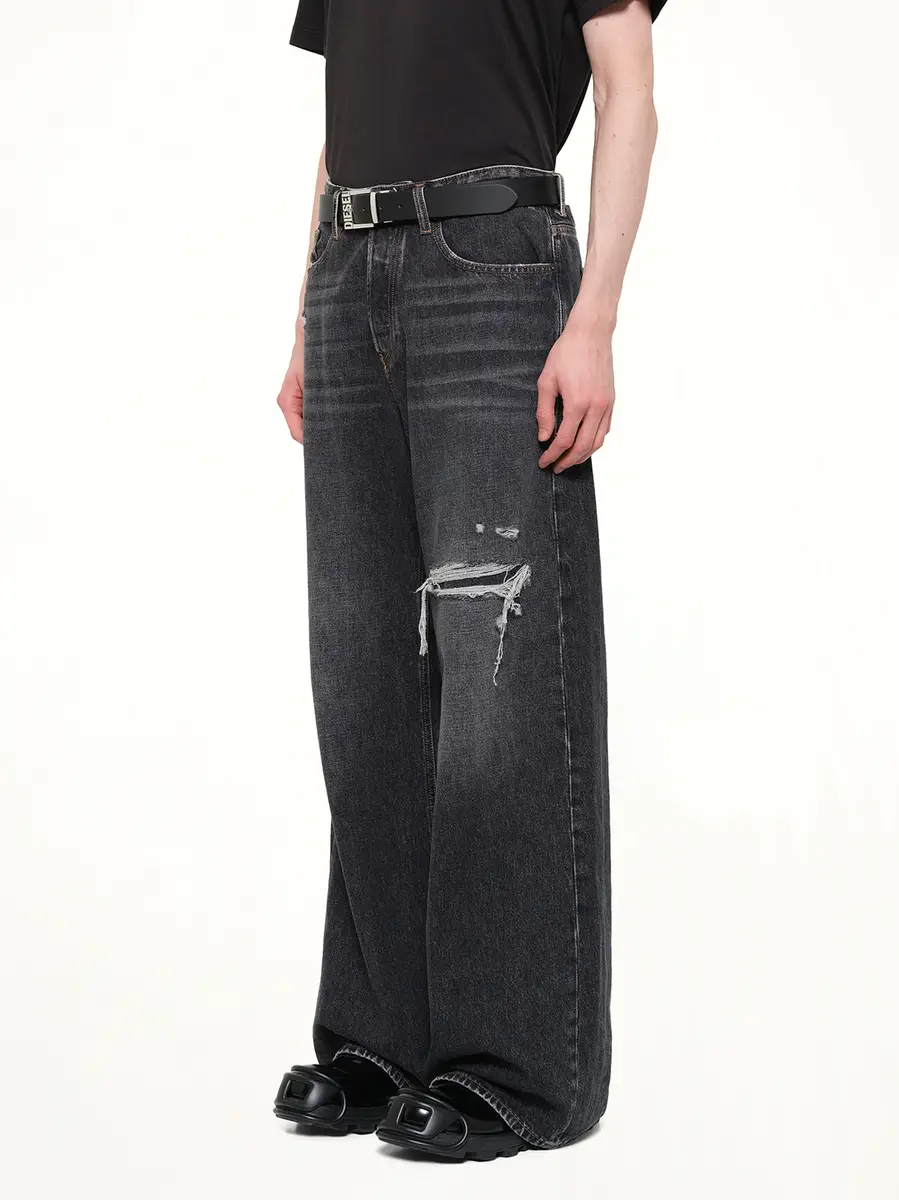 Diesel D-rise Distressed Jeans | Thumbnail 3 Diesel D-rise Distressed Jeans | Thumbnail 3