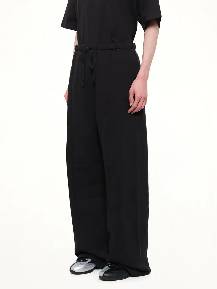 Fear of God Essentials Signature Lounge Sweatpant | Thumbnail 3 Fear of God Essentials Signature Lounge Sweatpant | Thumbnail 3