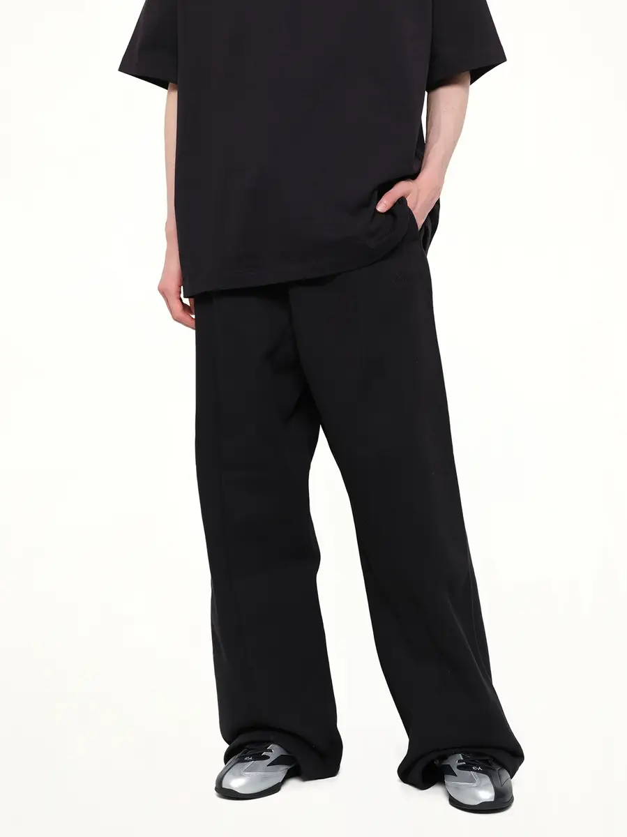 Fear of God Essentials Signature Lounge Sweatpant | Thumbnail 6 Fear of God Essentials Signature Lounge Sweatpant | Thumbnail 6