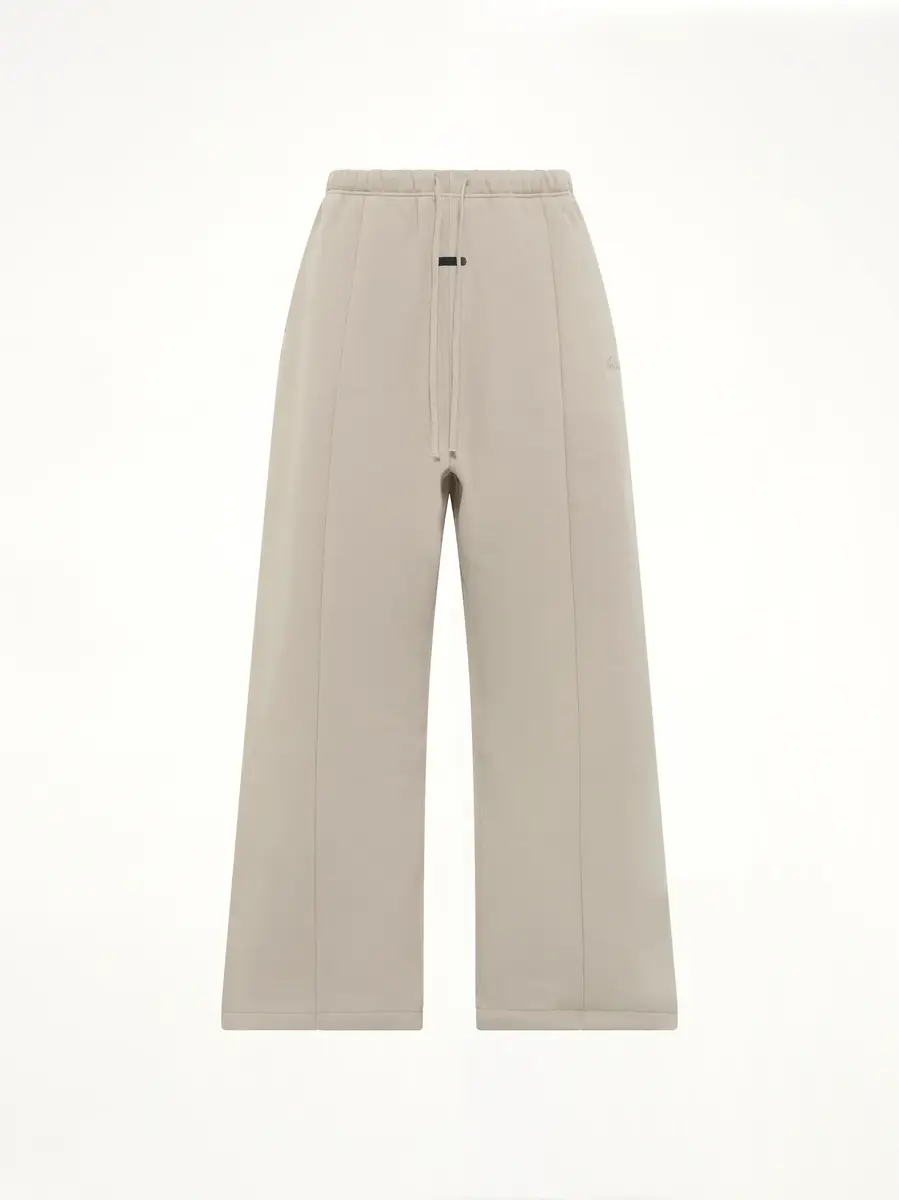 Fear of God Essentials Signature Lounge Sweatpant in Seal | Thumbnail 2