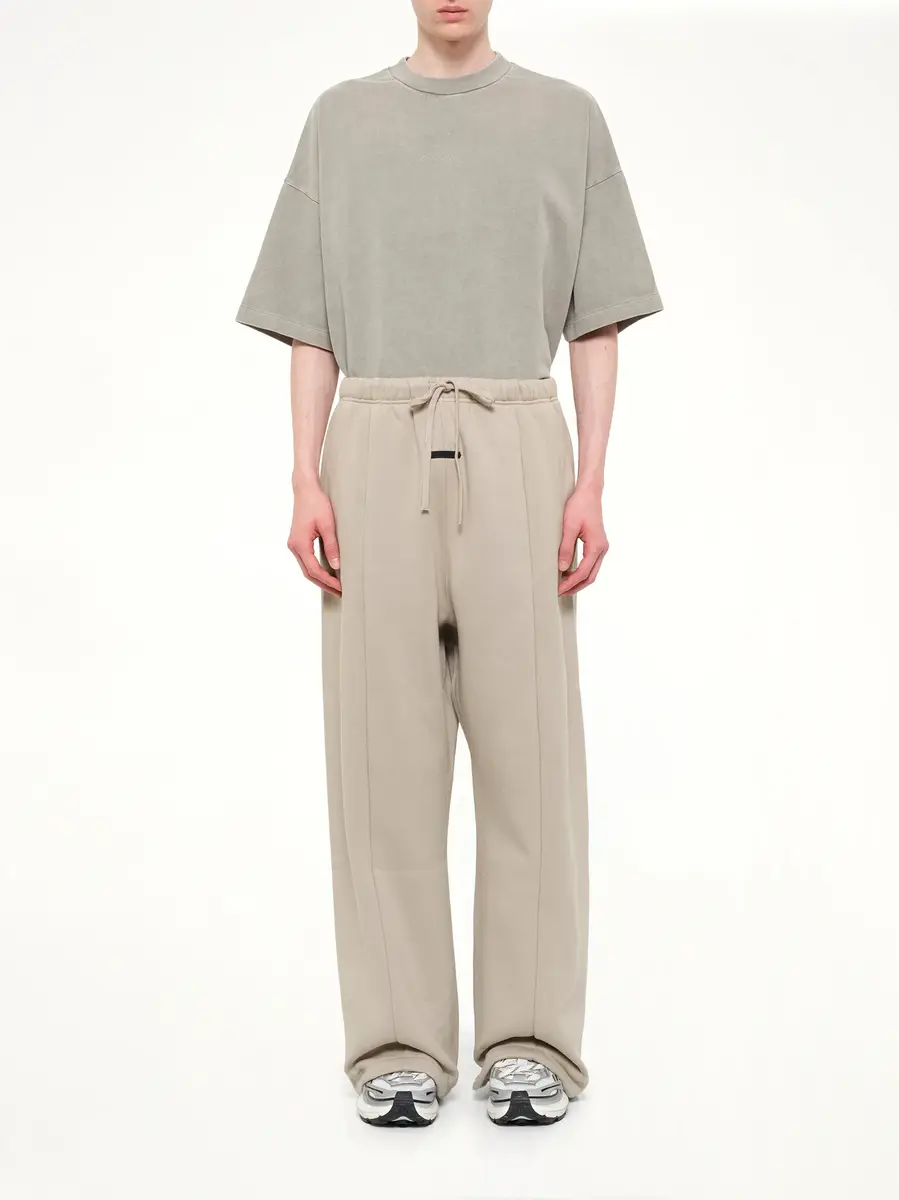 Fear of God Essentials Signature Lounge Sweatpant in Seal | Thumbnail 7