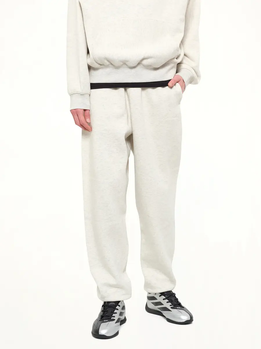 Fear of God Essentials Signature Classic Sweatpant in Oatmeal Heather | Thumbnail 6 Fear of God Essentials Signature Classic Sweatpant in Oatmeal Heather | Thumbnail 6