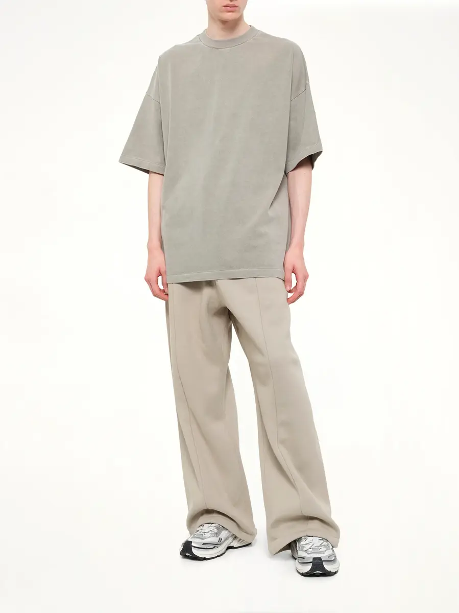Fear of God Essentials Signature 90's Short Sleeve T-shirt in Faded Seal | Thumbnail 4 Fear of God Essentials Signature 90's Short Sleeve T-shirt in Faded Seal | Thumbnail 4
