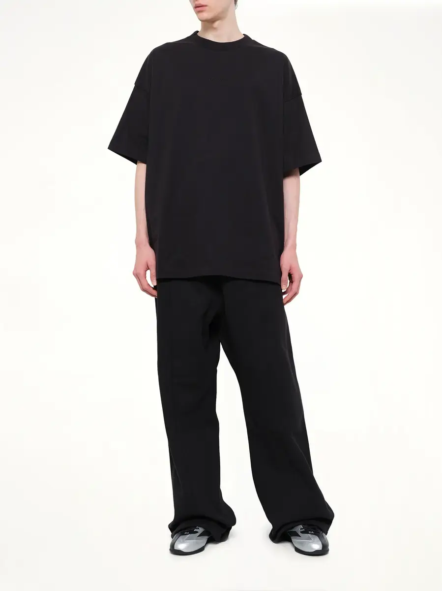 Fear of God Essentials Signature 90's Short Sleeve T-shirt | Thumbnail 4 Fear of God Essentials Signature 90's Short Sleeve T-shirt | Thumbnail 4
