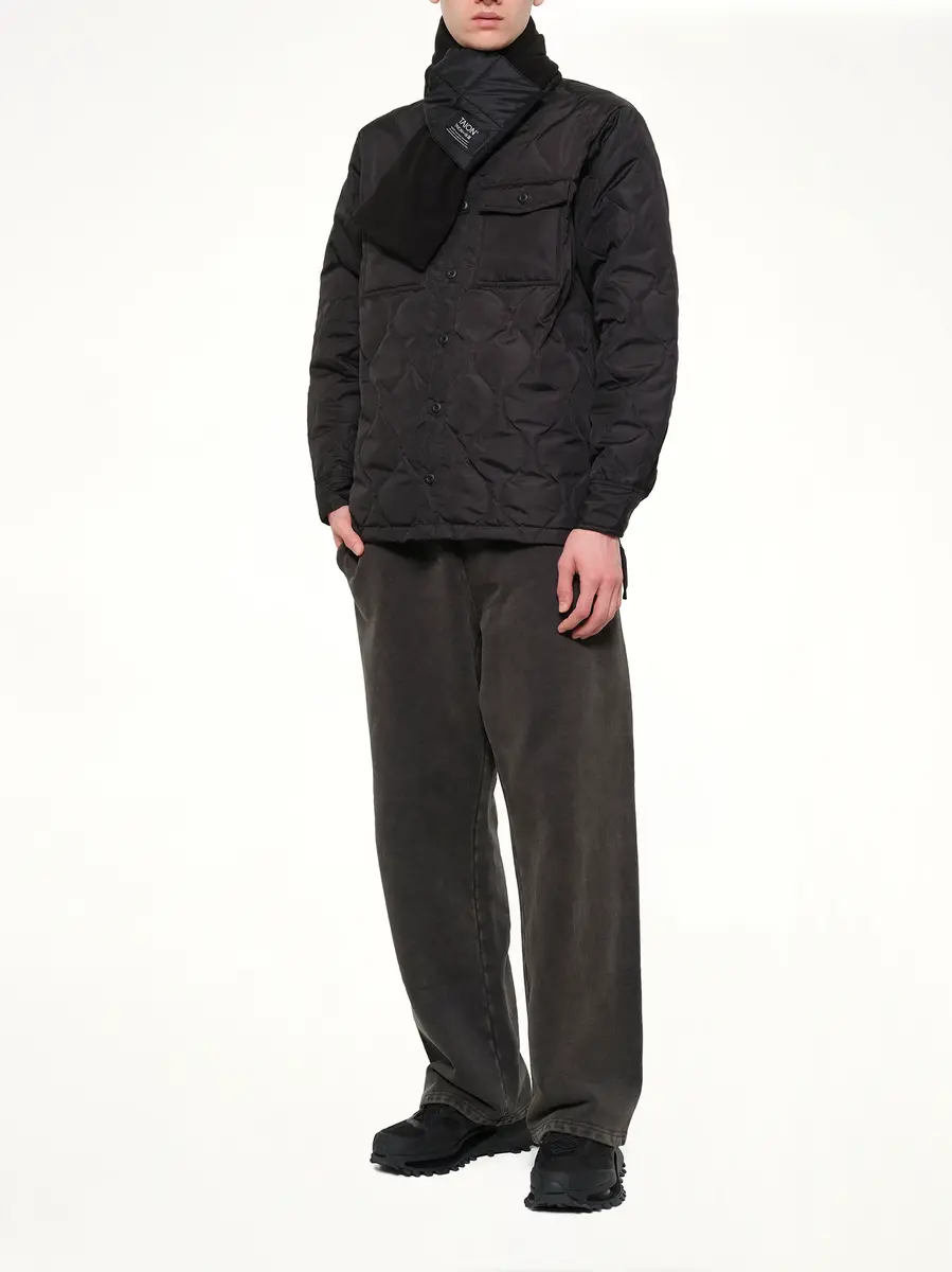 TAION Military Reversible Down Scarf | Thumbnail 4 TAION Military Reversible Down Scarf | Thumbnail 4