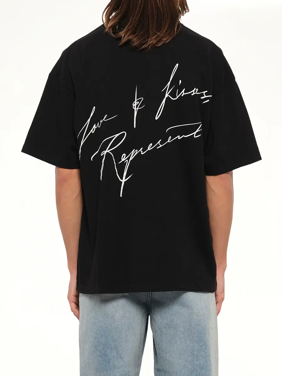 Represent Love And Kisses T-shirt in Jet Black | Thumbnail 5
