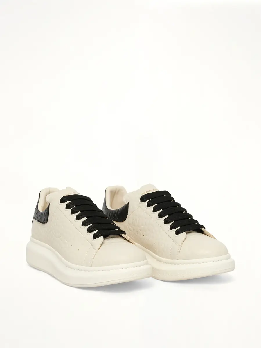 Alexander McQueen Larry Grained Leather Sneaker in Off White/black | Thumbnail 2 Alexander McQueen Larry Grained Leather Sneaker in Off White/black | Thumbnail 2