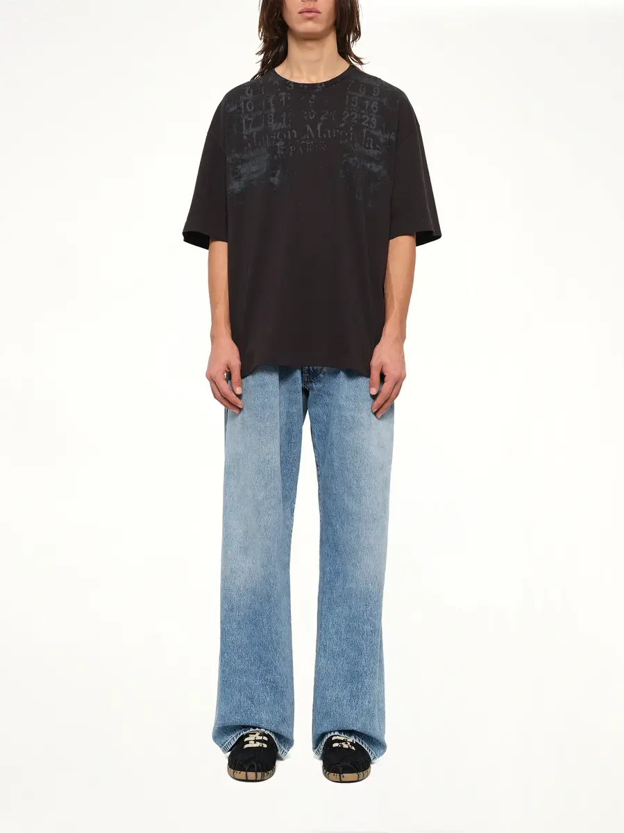 Maison Margiela Memory of Logo Oversized T-shirt in Washed Black | Thumbnail 7 Maison Margiela Memory of Logo Oversized T-shirt in Washed Black | Thumbnail 7