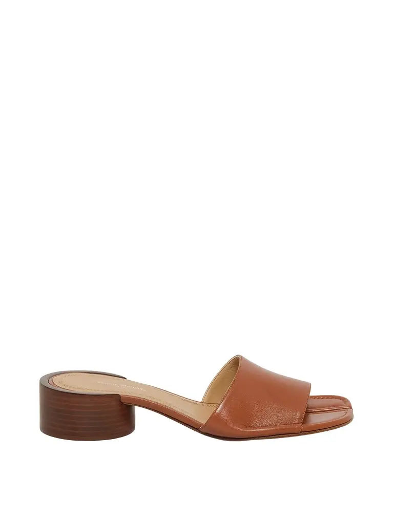 Maison Margiela Tabi Sandals H30 in Ambra