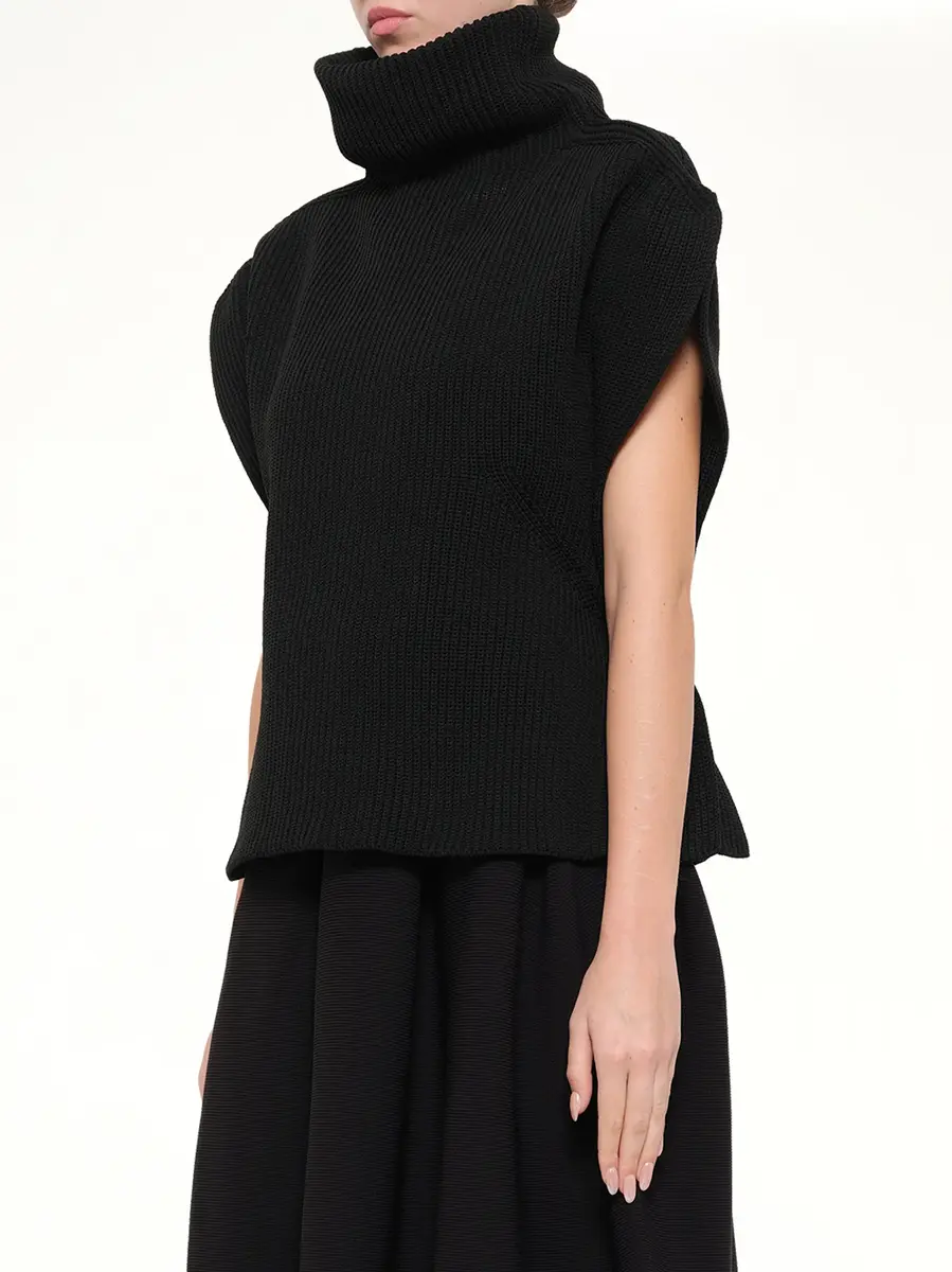 CFCL Low Gauge Crease Highneck Top | Thumbnail 3