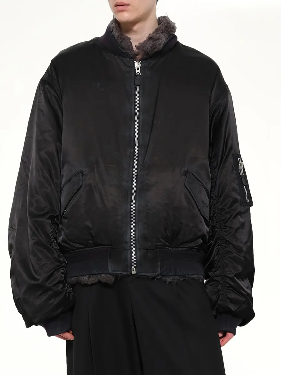 DOUBLET Smoke Fur Reversible Bomber Jacket | Thumbnail 6 DOUBLET Smoke Fur Reversible Bomber Jacket | Thumbnail 6