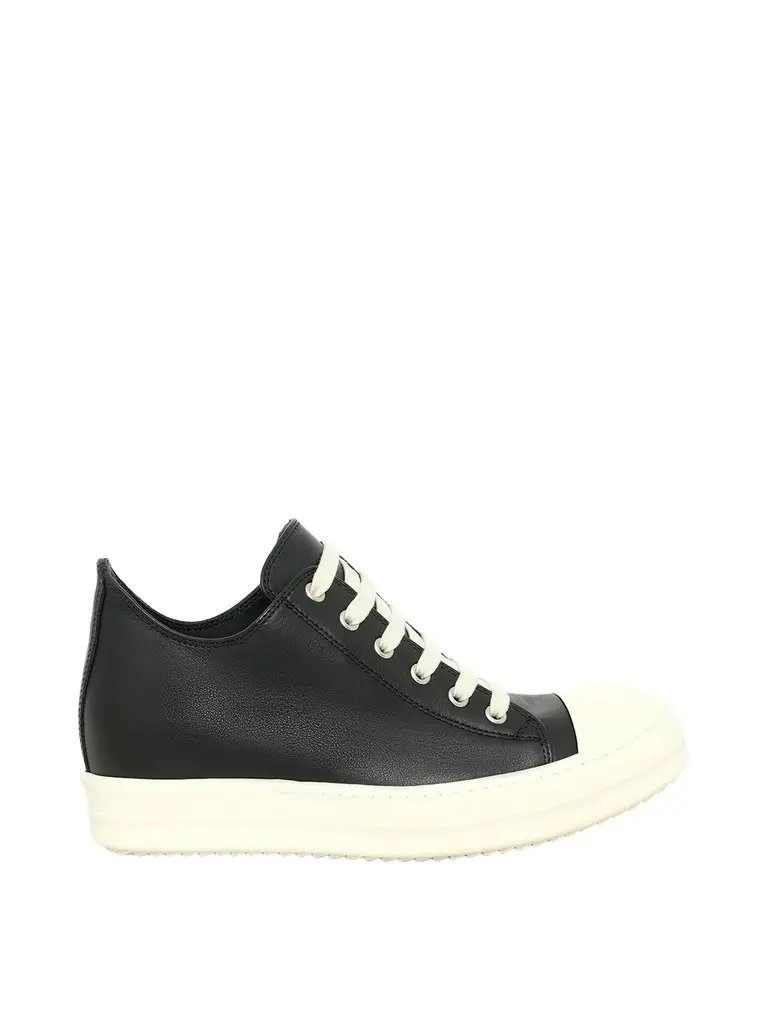 Low Sneaker in Black/milk Low Sneaker in Black/milk