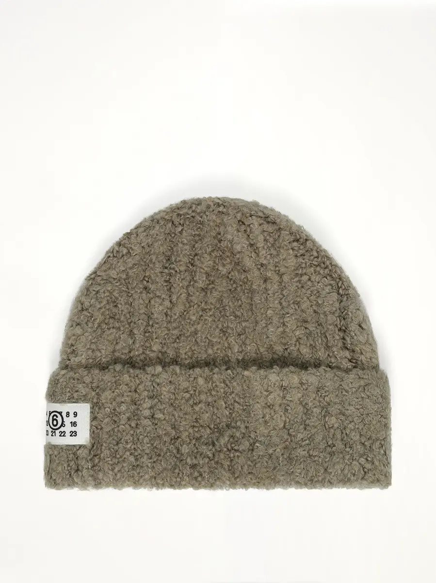 MM6 MAISON MARGIELA Logo Patch Boucle Beanie in Frog | Thumbnail 2 MM6 MAISON MARGIELA Logo Patch Boucle Beanie in Frog | Thumbnail 2